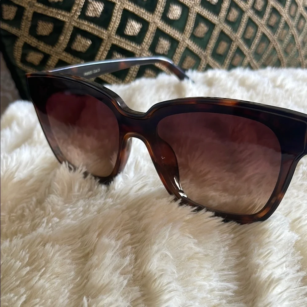 Tortoise Shell Sunglasses